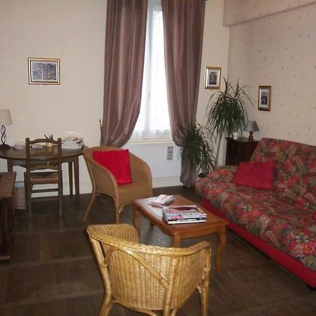 Le Relais De Marbot Appartement Bar-le-Duc Buitenkant foto