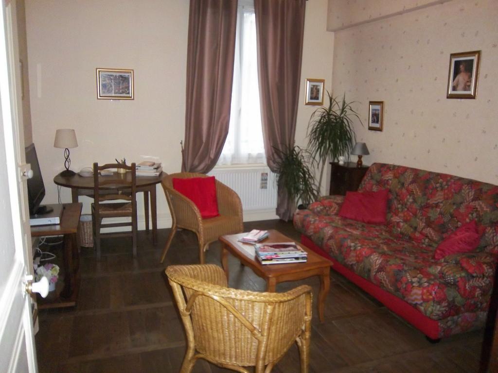 Le Relais De Marbot Appartement Bar-le-Duc Buitenkant foto